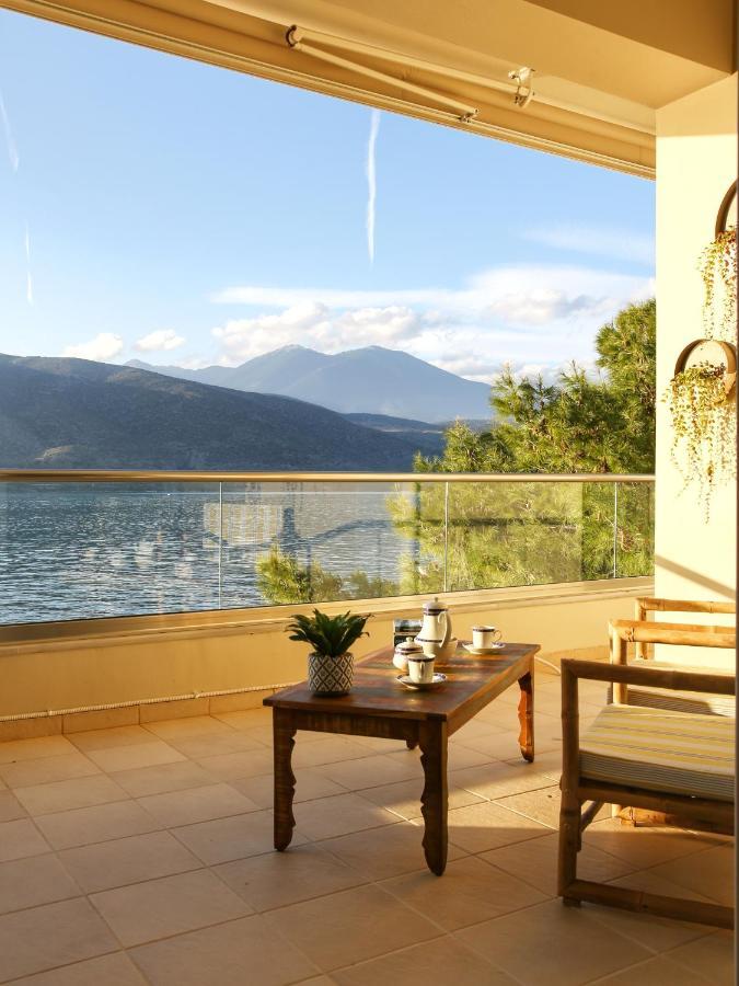 Beach House In Itea-Delphi 外观 照片
