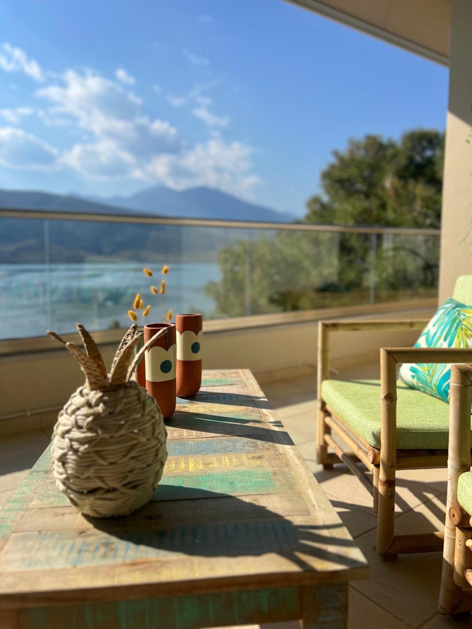 Beach House In Itea-Delphi 外观 照片