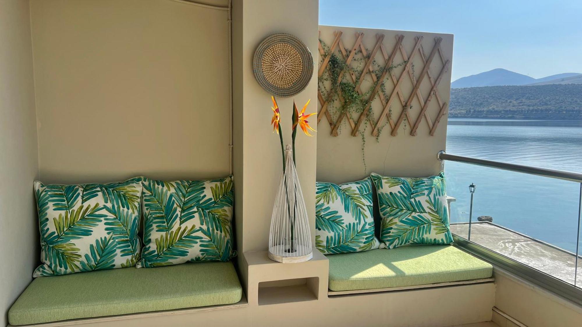 Beach House In Itea-Delphi 外观 照片