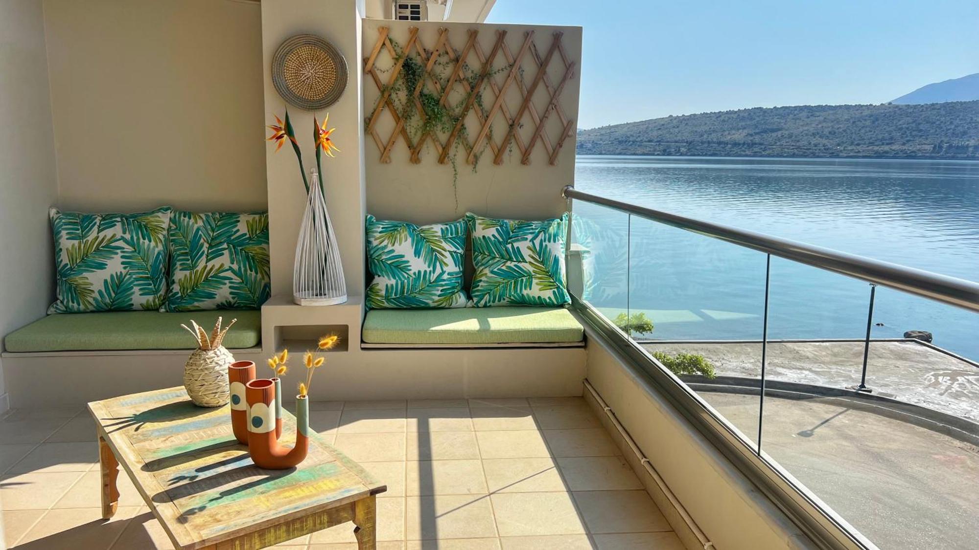 Beach House In Itea-Delphi 外观 照片