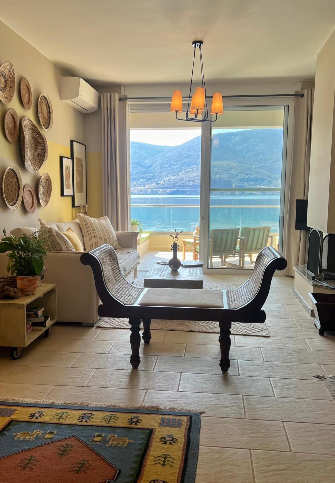 Beach House In Itea-Delphi 外观 照片